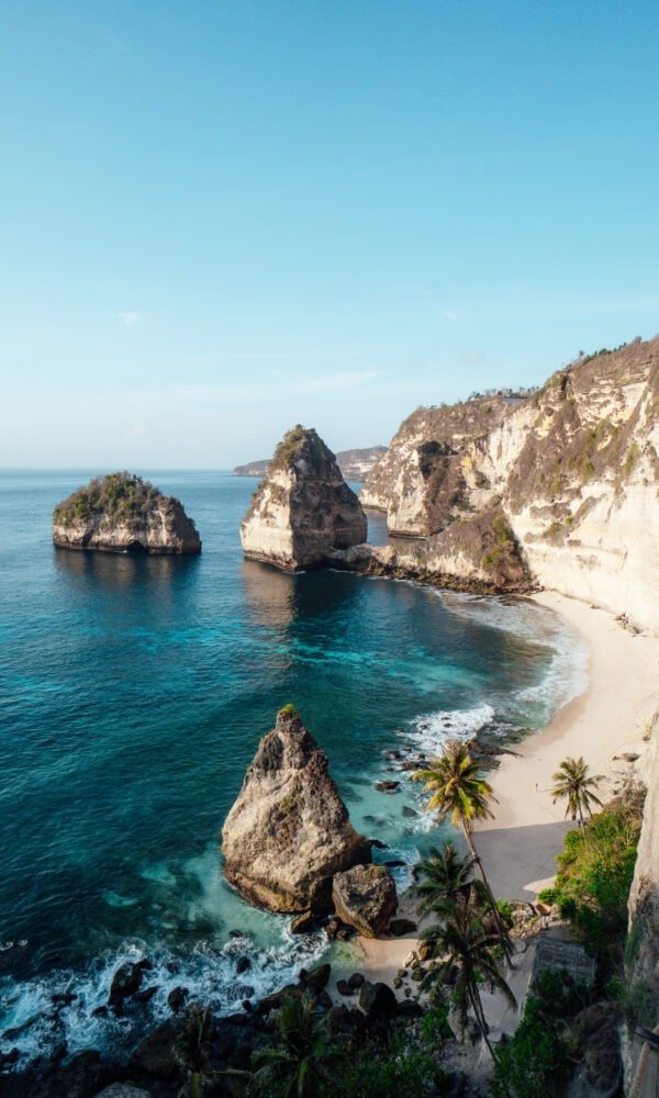 The beautiful Diamond Beach in Penida Island, Bali, Indonesia